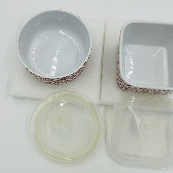 Set Of 2 Dash of That Lidded Stoneware Bowls Square Round Storage - Picture 8 of 12